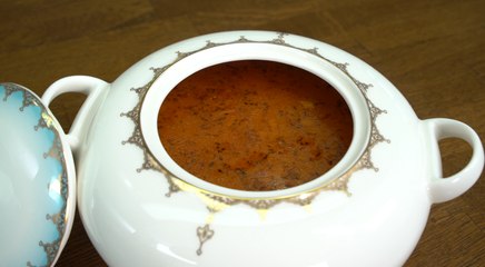 Tavuklu Erişte Çorbası Tarifi