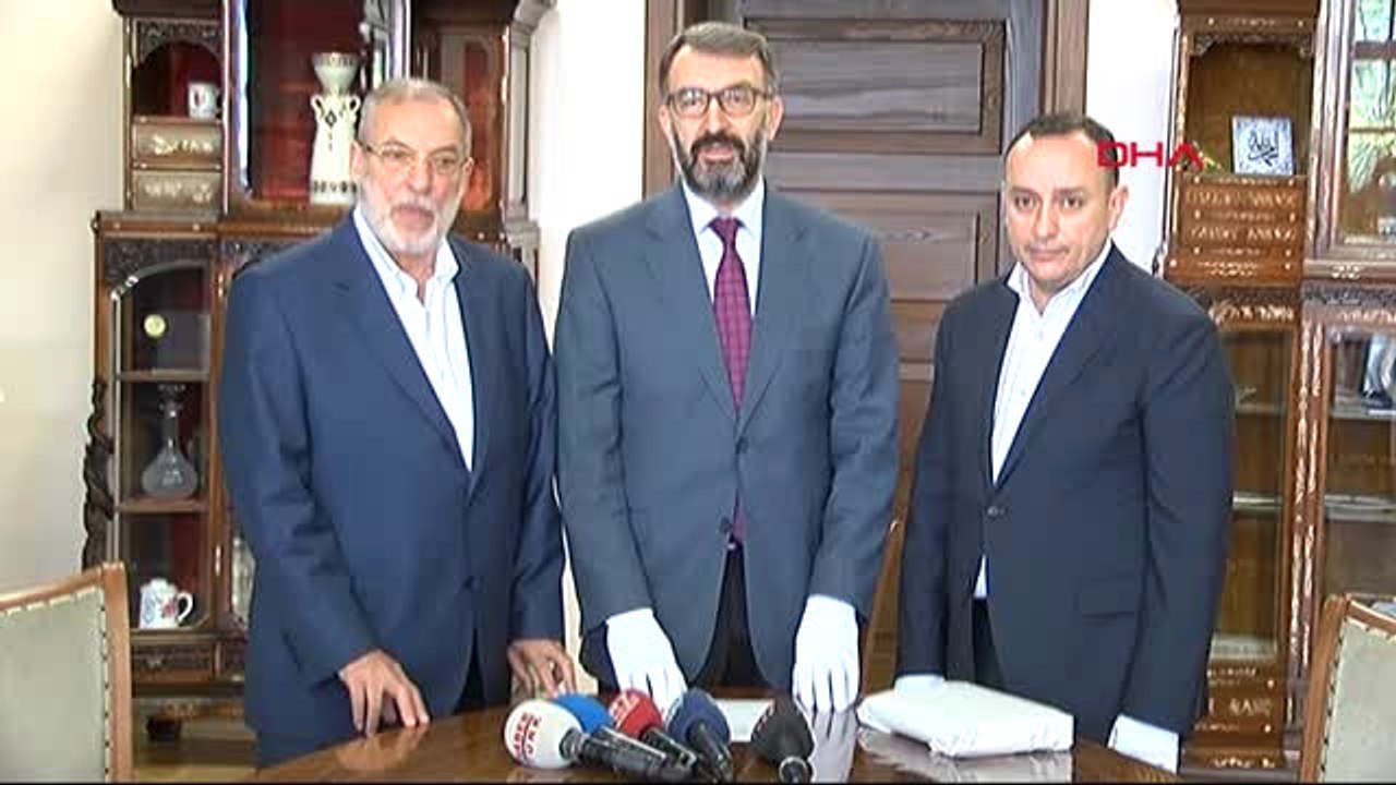 İstanbul 524 Yıllık Kuran-I Kerim Tekrar Topkapı Sarayı'nda )