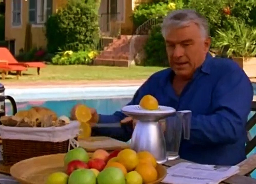 Sous le Soleil De Saint Tropez  S11E32 FRENCH FRENCH   Part 01