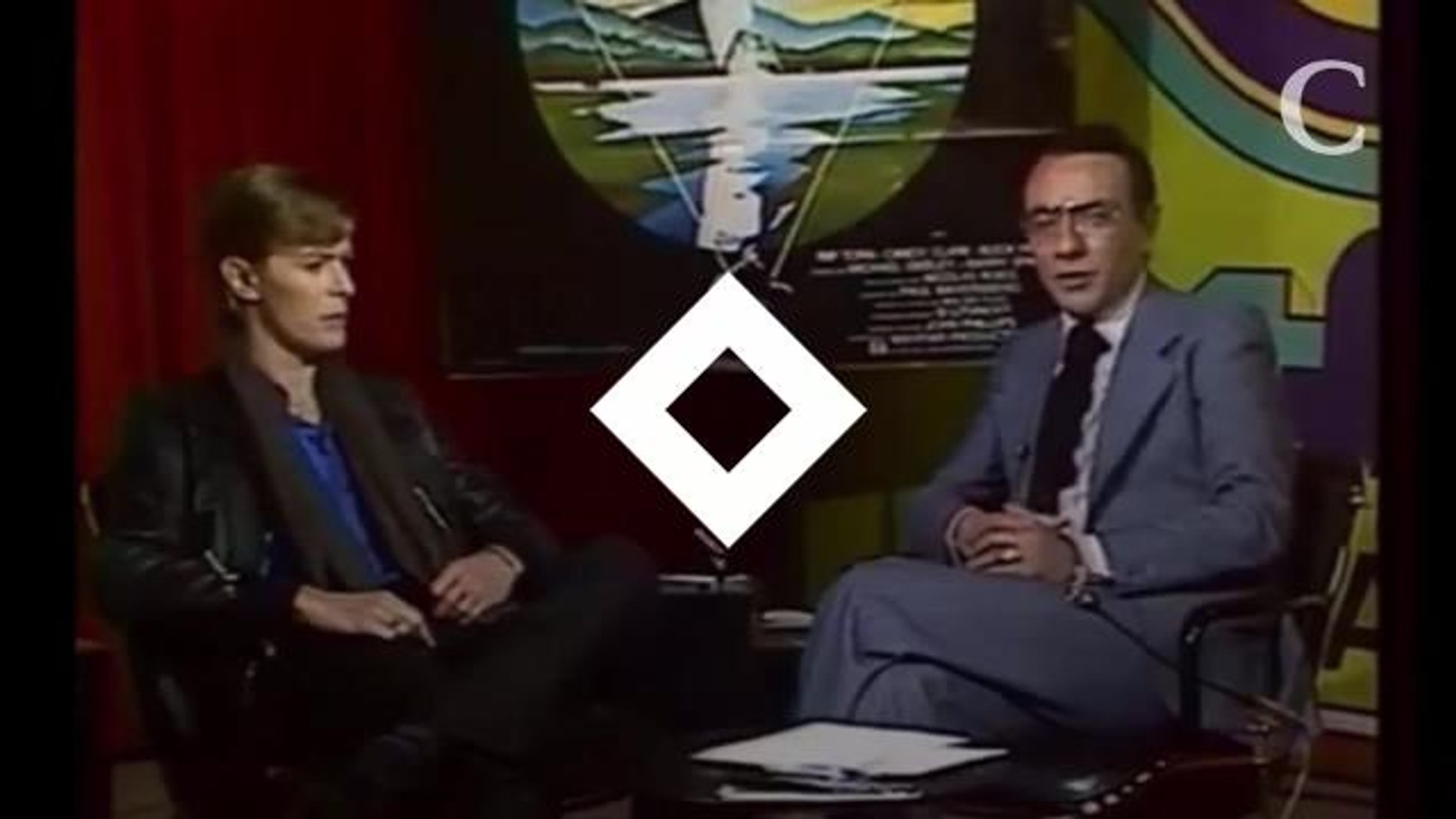 La Surprenante Et Tres Belle Histoire D Amour Entre David Bowie Et Yves Mourousi Video Dailymotion