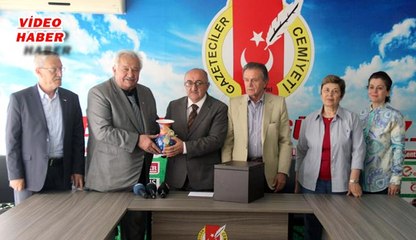 (24 Mayıs 2018) KGC BAŞKANI ALTINKAYA  TEBRİK ZİYARETLERİNİ KABUL ETMEYE DEVAM EDİYOR…