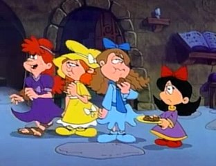 Smurfs Ultimate S08E20 - Densia's Slumber Party