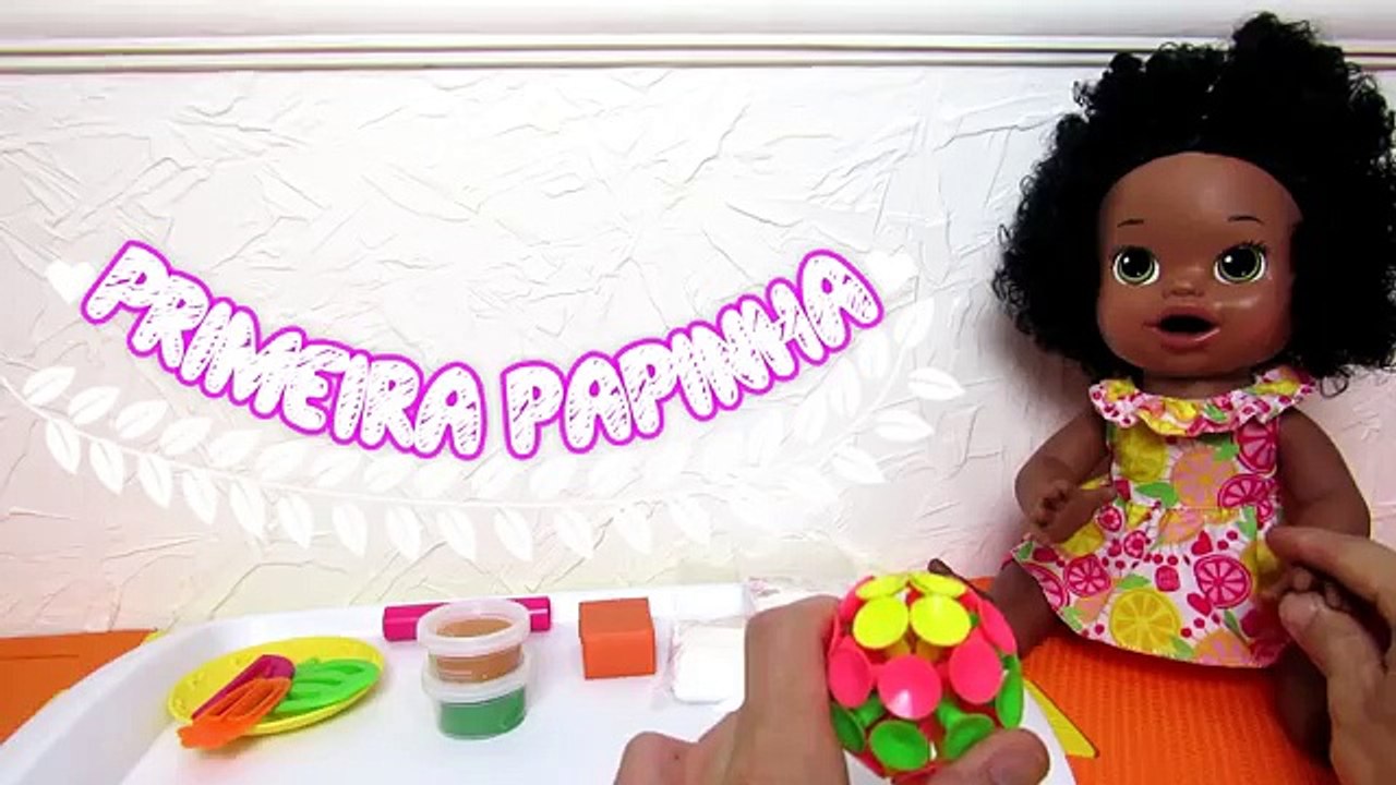 Baby Alive Comilona Kelly primeira Papinha e troca de Fralda! Peter Toys