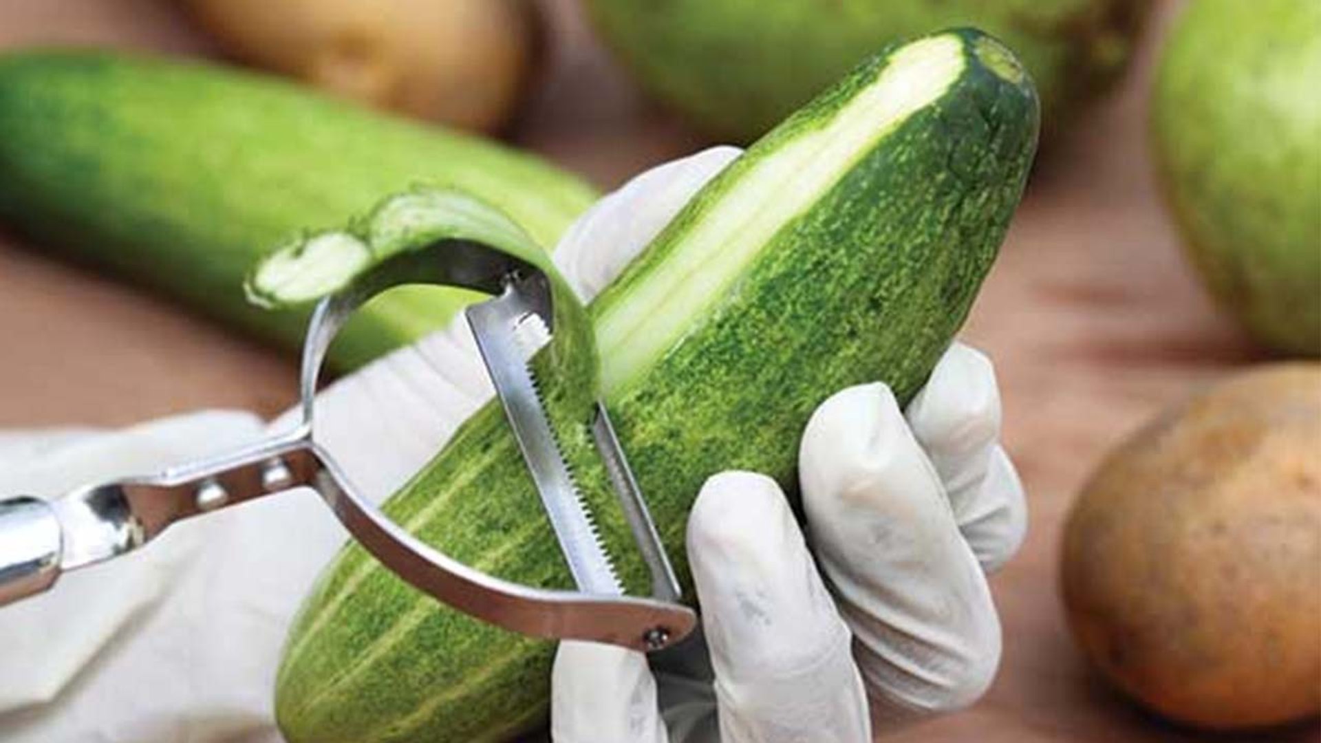 Cucumber का कड़वापन दूर करेंगी ये आसान सी Tips| Boldsky