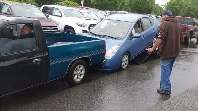 Comment charger une voiture sur une remorque en mode bourrin