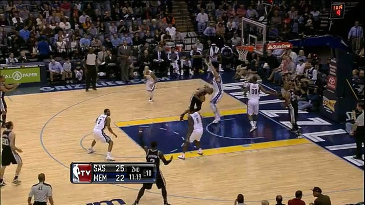 2013 - Gasol Stuffs Timmy