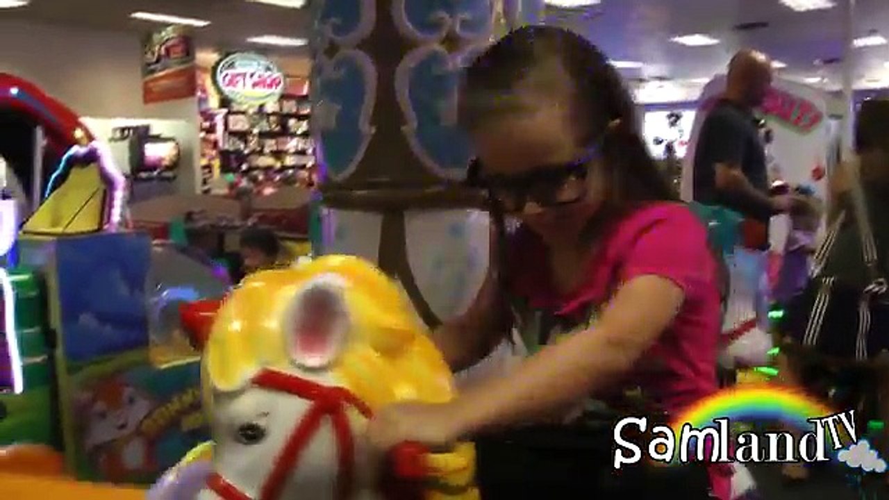 Playing at Chuck E Cheese With RIDES AND GAMES!