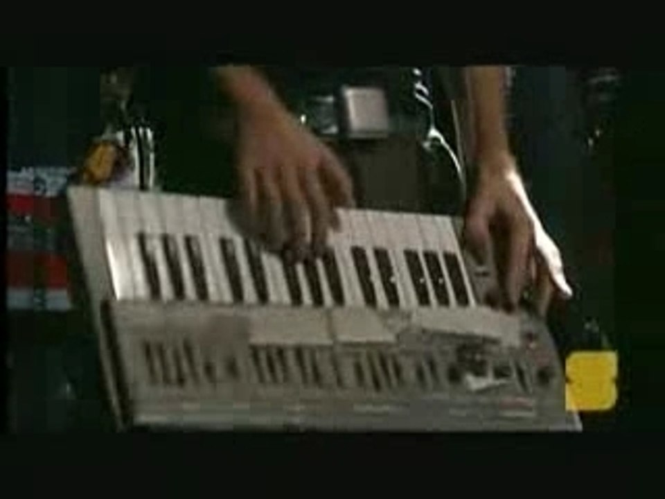 DAVE GAHAN - DEEPER AND DEEPER (LIVE @ AOL)