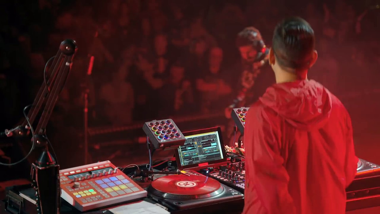 Linkin Park - Somewhere I Belong (feat. Taka from ONE OK ROCK/Live at Hollywood Bowl)