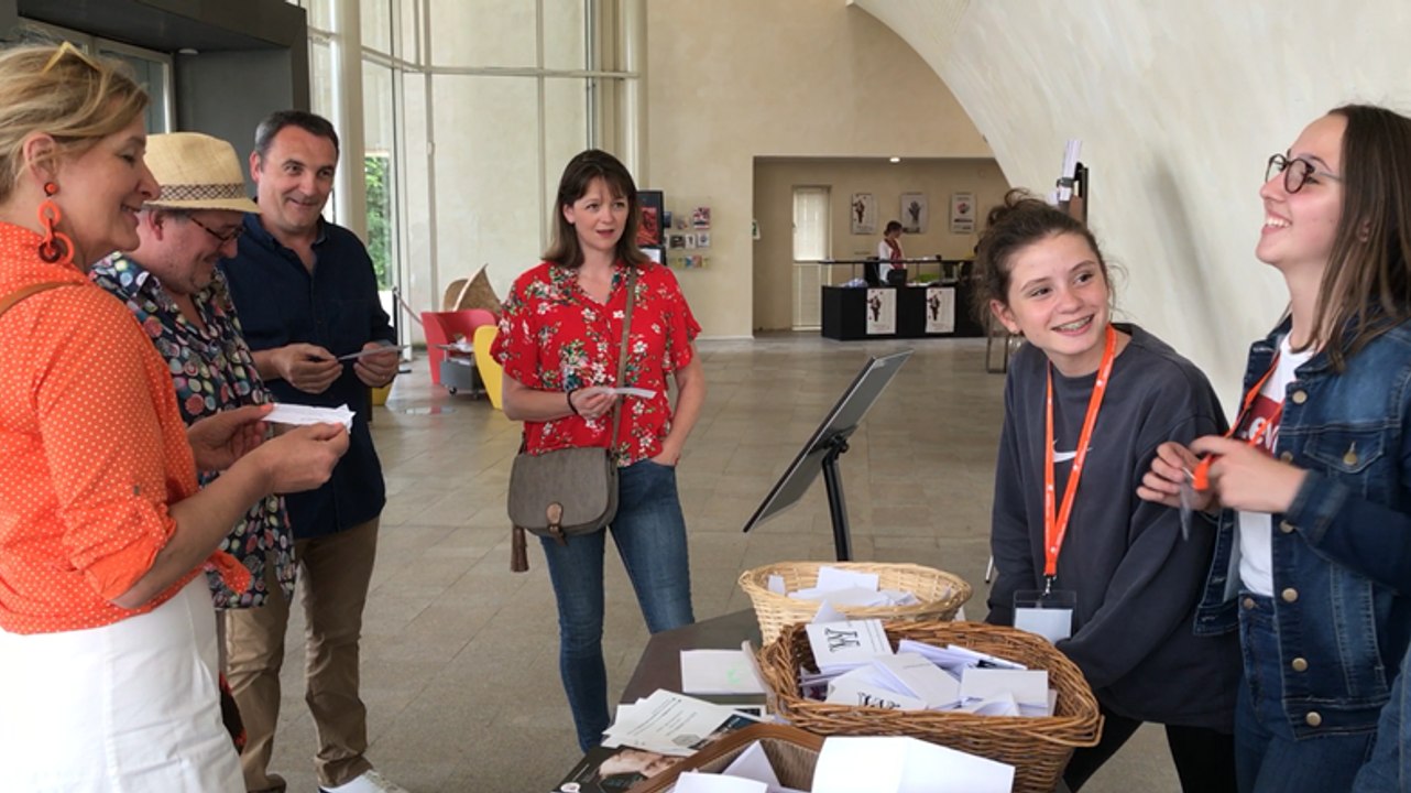 Mille et un visages : des textes à piocher et à lire écrits par des collégiens du Pays d’Ancenis