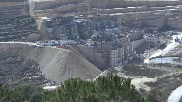 ليبرمان: خطة لبناء آلاف الوحدات الاستيطانية في الضفة