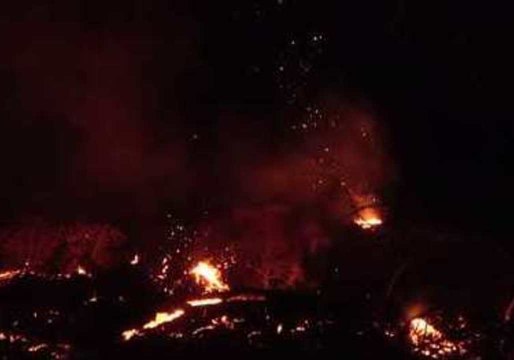 Major Fissure Eruptions, Huge Lava Flows, Fountains And Explosions