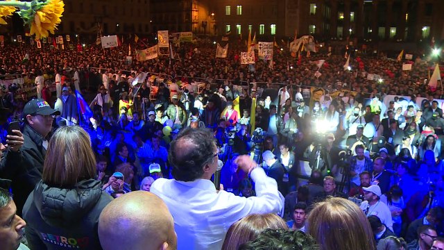 Gustavo Petro, candidato de la izquierda que seduce en Colombia