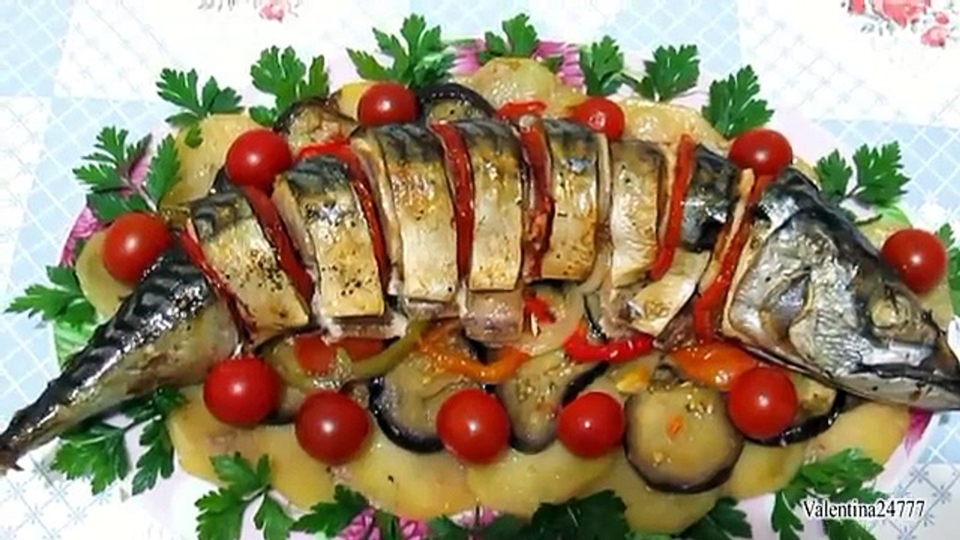 ⁣Вкусно - #СКУМБРИЯ запеченная с Овощами Рыба в Духовке #Рецепт.