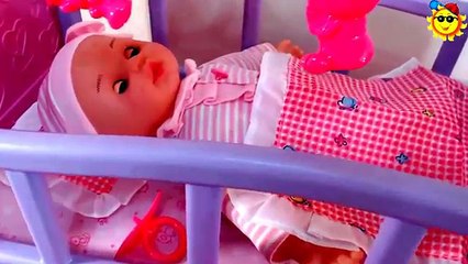 Bebe en su Cuna - Juguetes de Baby Born