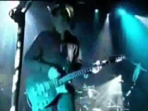 Muse - Stockholm Syndrome, Charlotte Dale F. Halton Arena, 04/12/2005