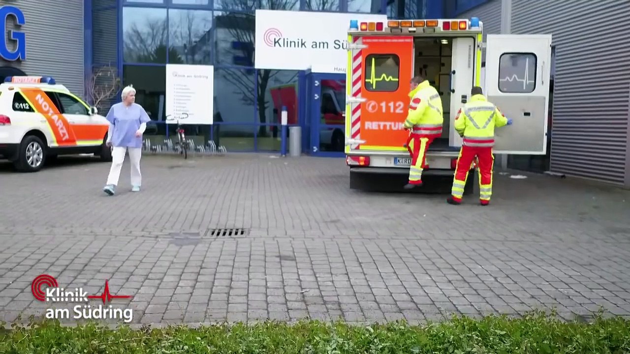 Total verknallt: OP wegen Schmetterlingen im Bauch? | Klinik am Südring | SAT.1 TV