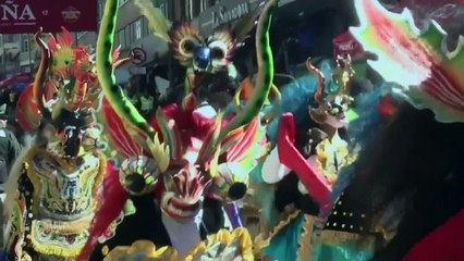 Thousands take part in Bolivian street festival