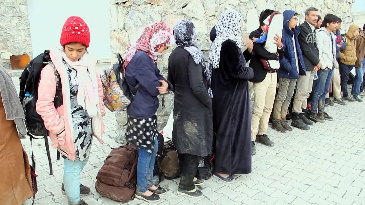 Başkale'de 33 yabancı uyruklu yakalandı - VAN