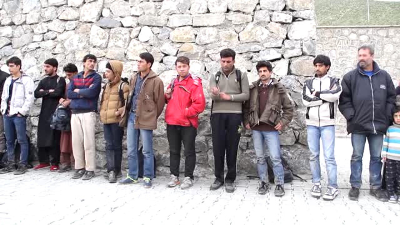 Başkale'de 33 Yabancı Uyruklu Yakalandı