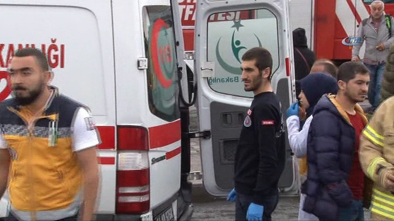 Beylikdüzü'nde sağanak yağış kaza getirdi: 1 yaralı