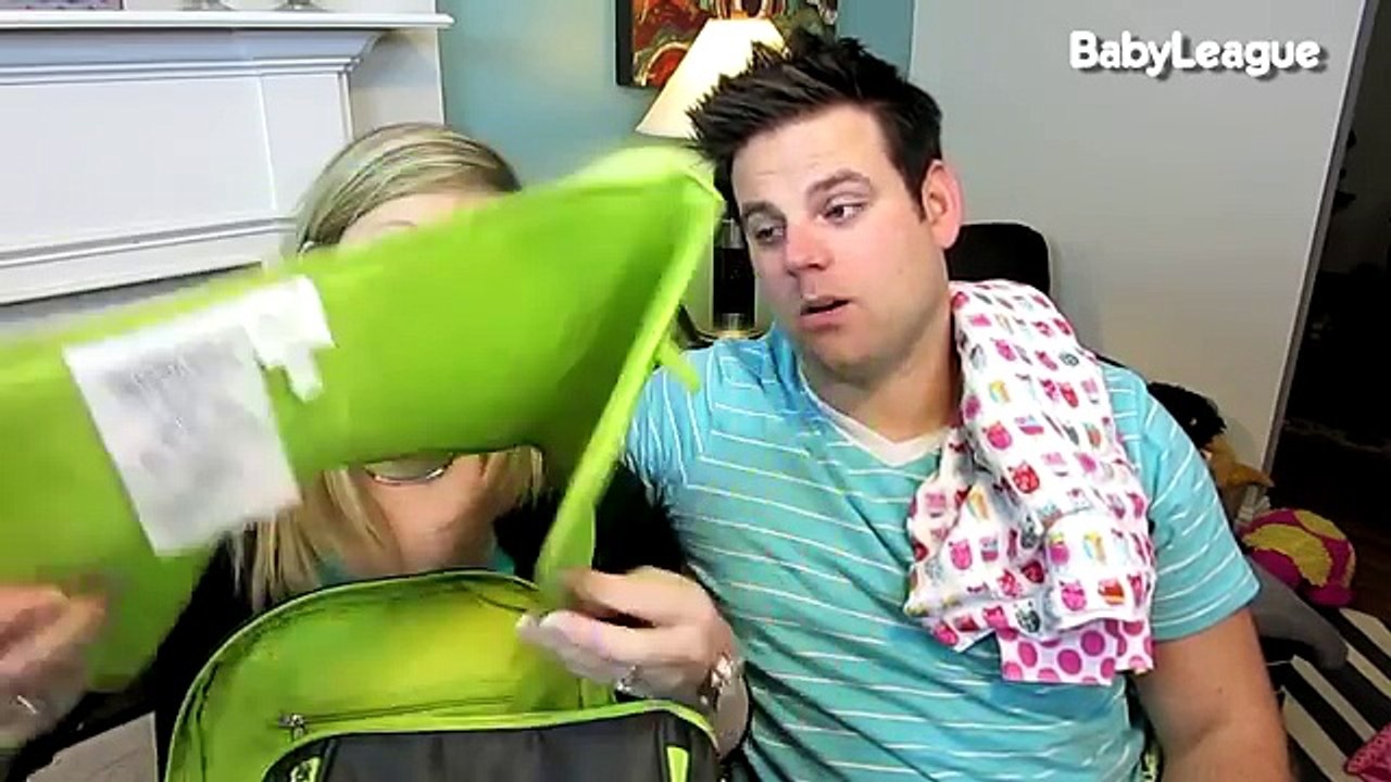 WHATS IN MY DIAPER BAG? | Baby Steps: Cullen & Katie