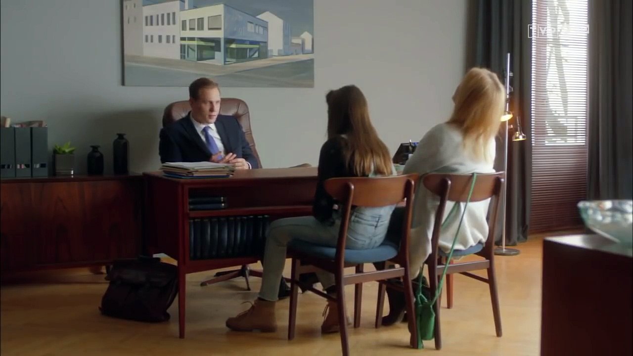 "O mnie się nie martw" – "Nie jesteś moim prawnikiem!" – scena z odc. 6, sezonu Vİ