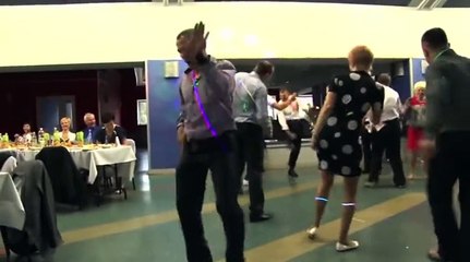 Странные танцы)