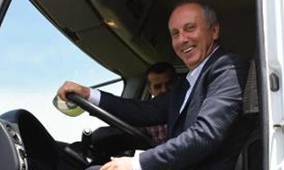 İnce, kamyonun direksiyonuna geçti