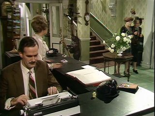 Waczak Szálló S01E01