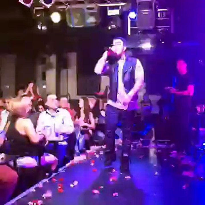 Tus - Ξέφρενο Πάρτυ - Live 2016 Premiera Stage