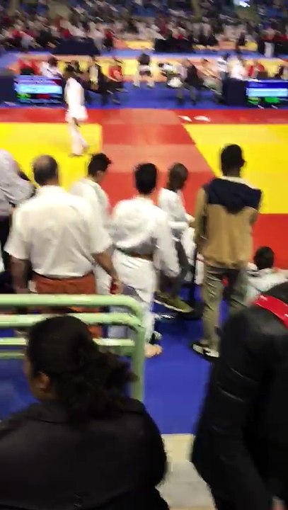 Avi au Combat ! (n'hésitez pas à nous transmettre photos et vidéos, nous les mettrons sur le site!)