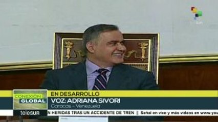 Nicolás Maduro presenta ante la ANC seis líneas de su nuevo gobierno
