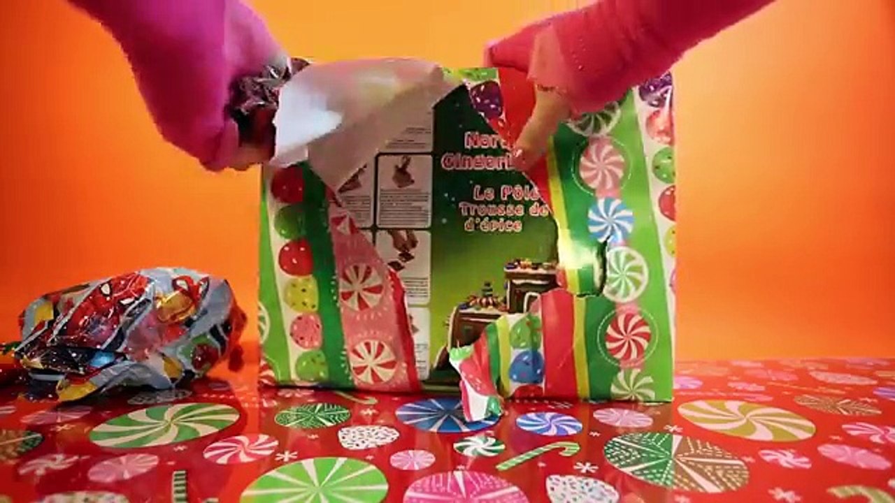 Minecraft Disney Frozen Kinder Surprise egg Super Mario Surprise Gift unboxing Ginger Bread Train