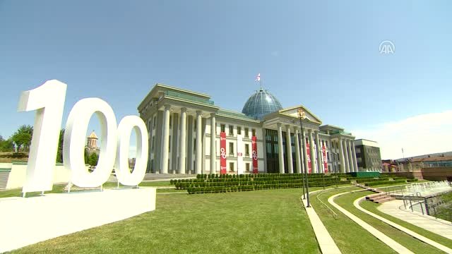 Litvanya Cumhurbaşkanı Dalia Grybauskaite Gürcistan'da