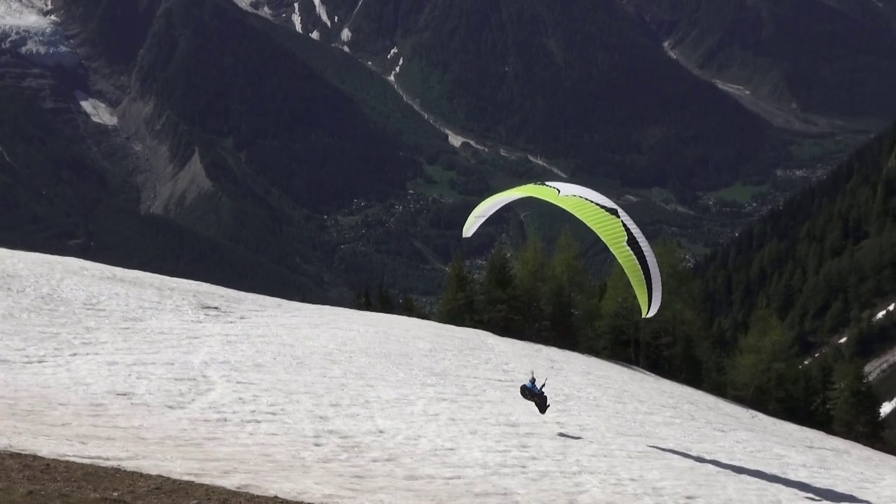 Adrien, Planpraz, Ozone M6.