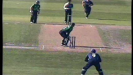 Dropped catch of the season contender from Geraint Jones