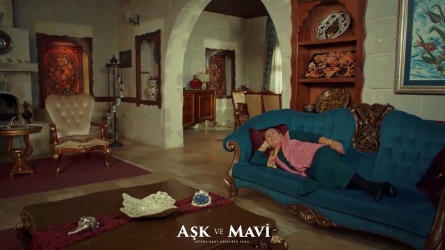 Aşk ve Mavi 67.Bölüm - Safiye’nin haline şaşıran Mavi!
