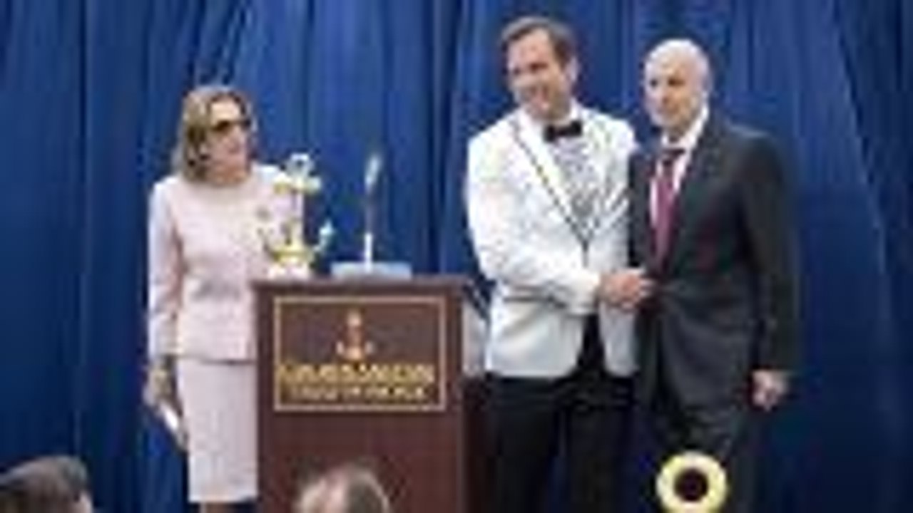 Netflix Cancels U.K. Press Interviews for 'Arrested Development' | THR News