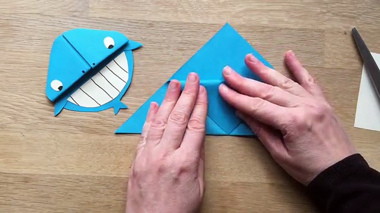 Easy Whale Bookmark Corner DIY