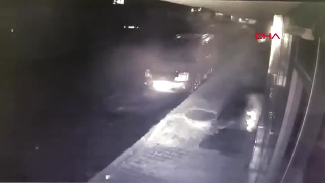 İstanbul Önce Dövdüler, Sonra Gasp Ettiler