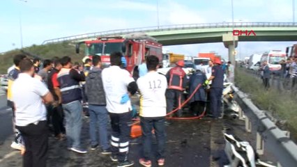 İstanbul Arnavutköy'de Trafik Kazası 3 Ölü (Ek Görüntü2