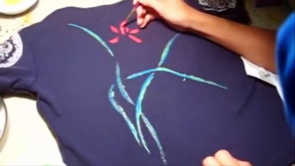 Hướng dẫn cách vẽ lên áo thun, mặc không đụng hàng 9