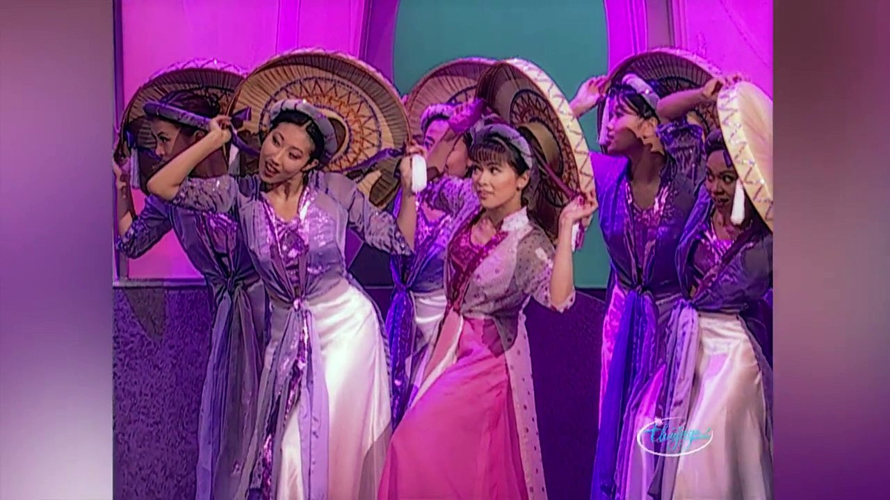 EM DI XEM HOI TRANG RAM - NHU QUYNH HD