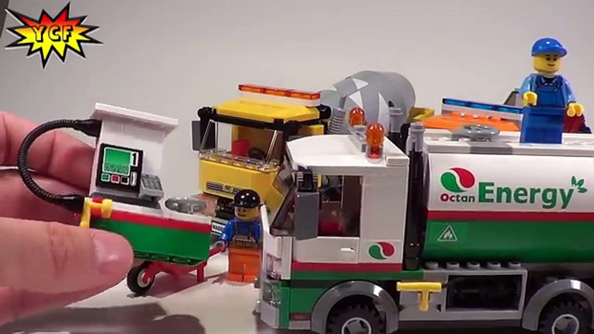 LEGO CITY new Truck Comparison - Tanker 60016 - Flatbed 60017 - Cement  Mixer 60018 - video Dailymotion
