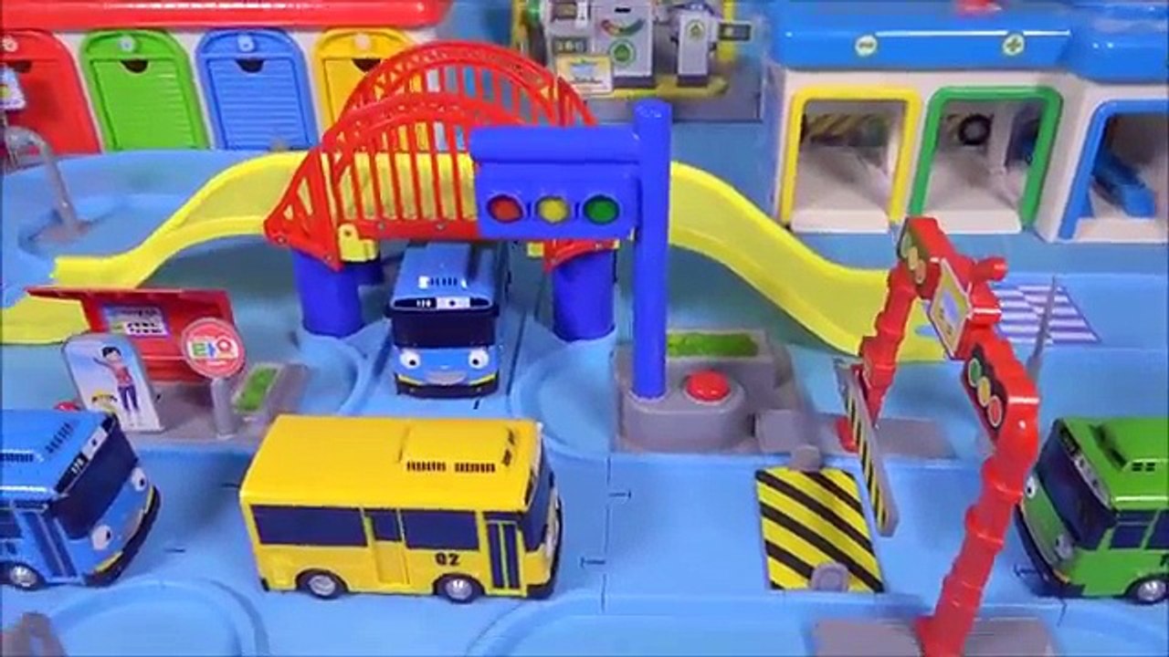 Tayo Poli Road Play Set 꼬마버스 타요 로보카폴리 장난감 도로놀이 Tayo the little bus Robocar Poli car toys