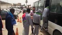 #ليبيا_الآن| #فيديو| ترحيل 32 مهاجر غير شرعي من جنسية النيجر أمس الثلاثاء، من نزلاء جهاز مكافحة الهجرة غير الشرعية فرع #طرابلس، ضمن برنامج العودة الطوعية الإنسا