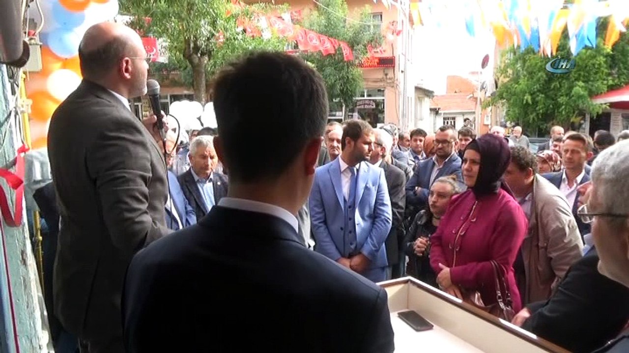 Seçim bürosunun açılış duasını Milletvekili İshak Gazel yaptı