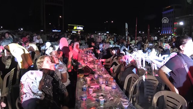 Kurtulmuş: 'Bir zamanlar kötülüklerle kinle kanla anılan Diyarbakır, şimdi huzur kenti oldu' - DİYARBAKIR