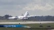 Ce Boeing 747-8 fait coucou au décollage... Bravo au pilote